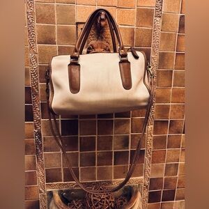 Vintage Coach White & Tan Satchel w/crossbody straps Pre-owned cond. & life left